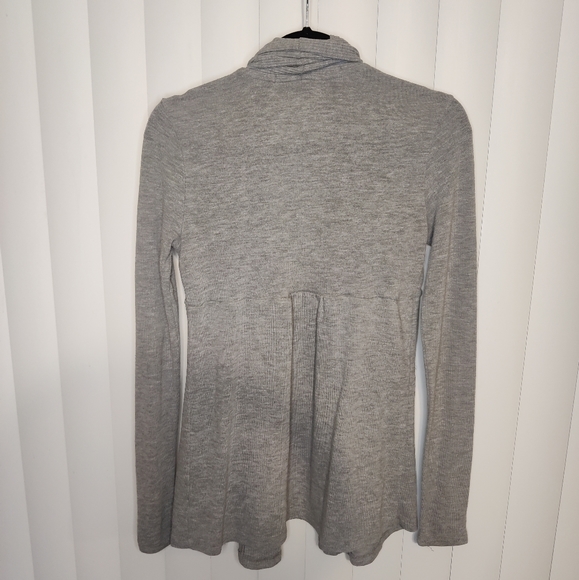 Forever 21 Grey Lightweight Open Front Cardigan Size Medium - Picture 2 of 3